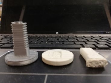 impression_3D_unilasalle_eme_vis_pied_planche_de_bain_INVACARE